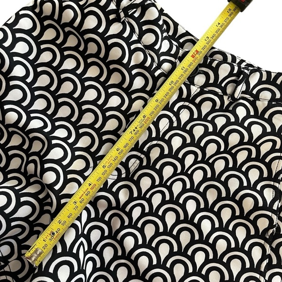 Black Tape Women’s High Waist Patterned Shorts Small | Geometric Print Dressy - Picture 8 of 12